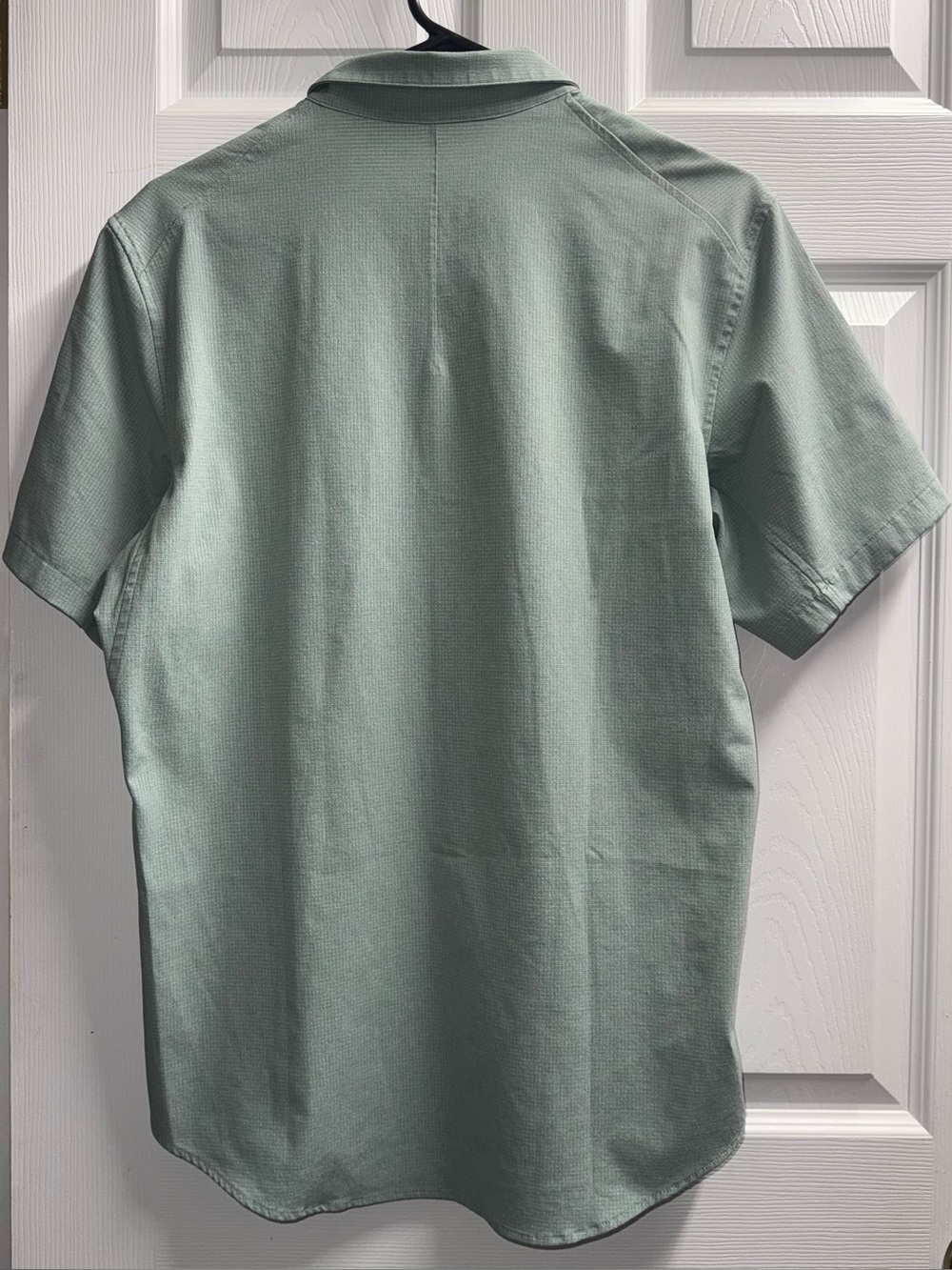 Lululemon Airing Easy Short Sleeve Button Down Shirt - Picture 2 of 4